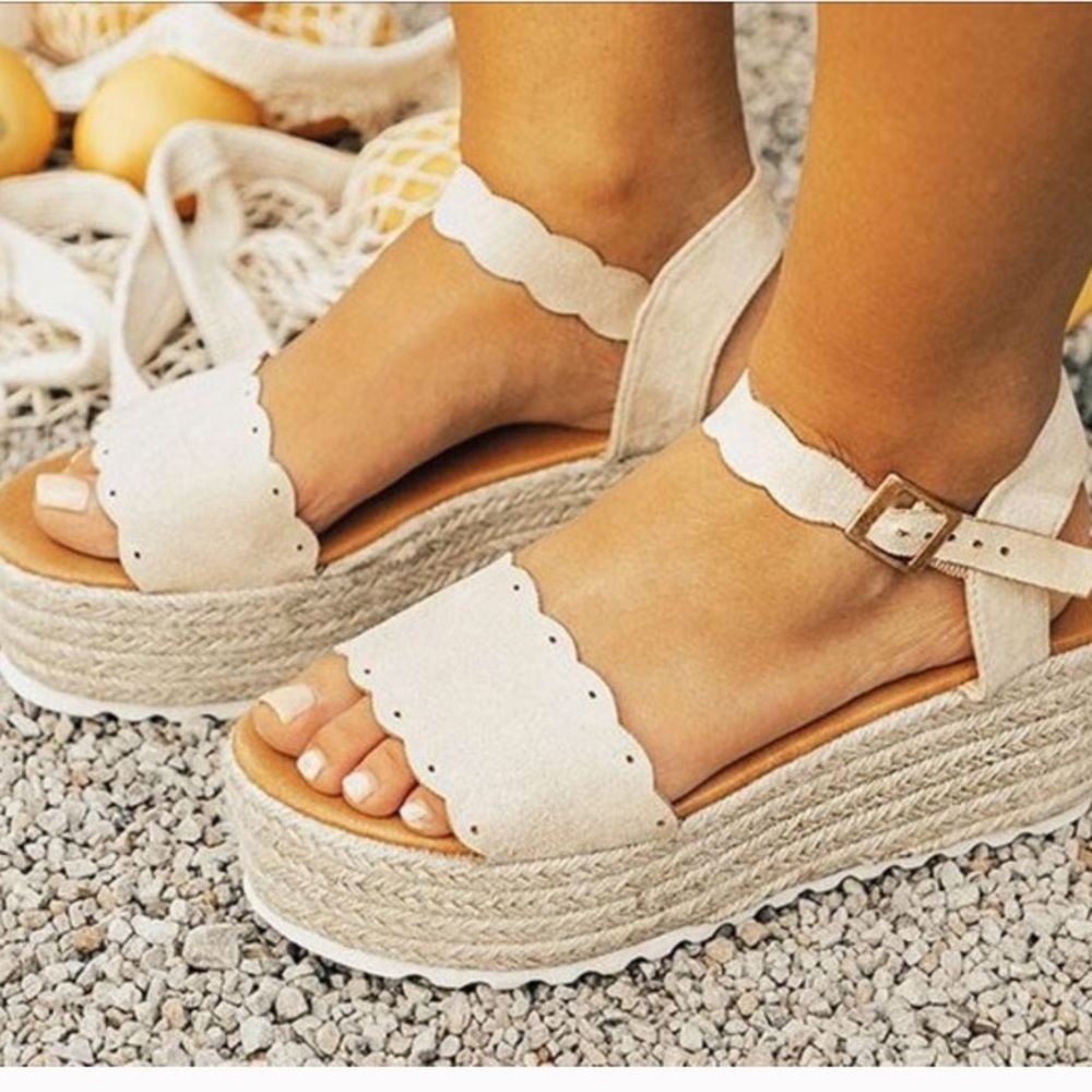 Scalloped Platform Espadrilles